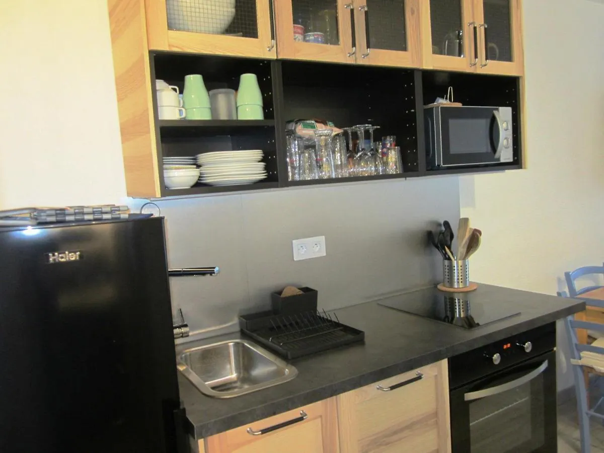 Apartment Studio Renove Au Pied Des Pistes Avec Balcon - 4 Pers, Cuisine Equipee, Parking Gratuit - Fr-1-689-87 Villard-de-Lans